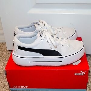 PUMA Kaia Platform Womens sz 8